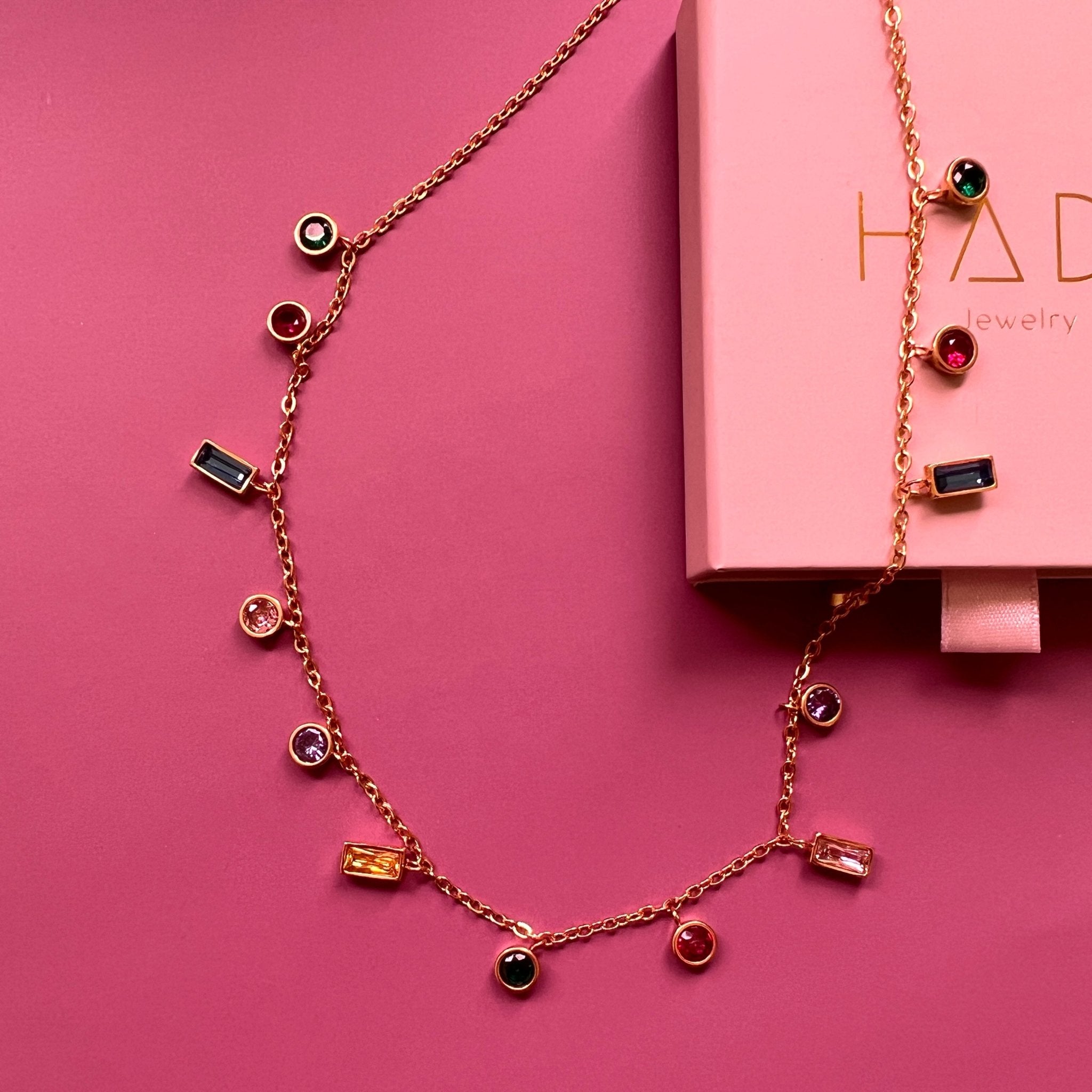 Box Colorful Avril 2023 - hadijewelry