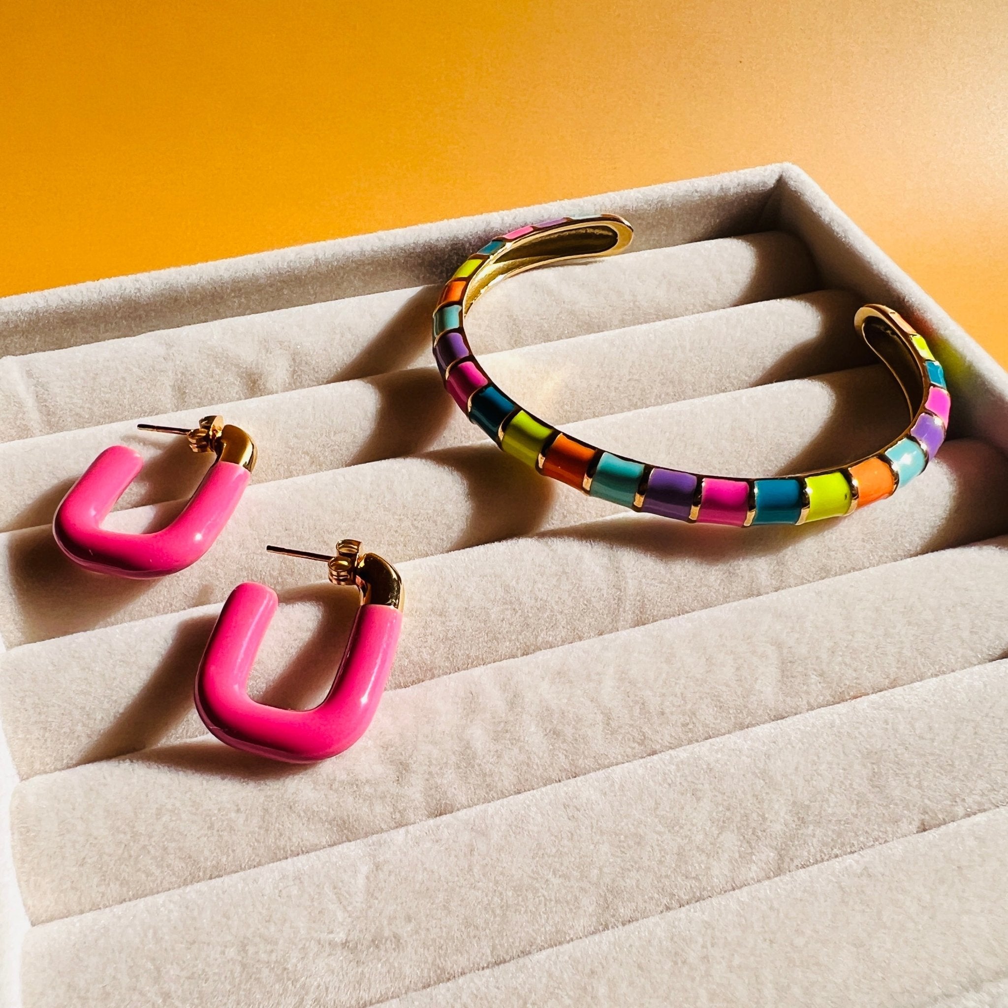 Box Colorful Mai 2023 - hadijewelry